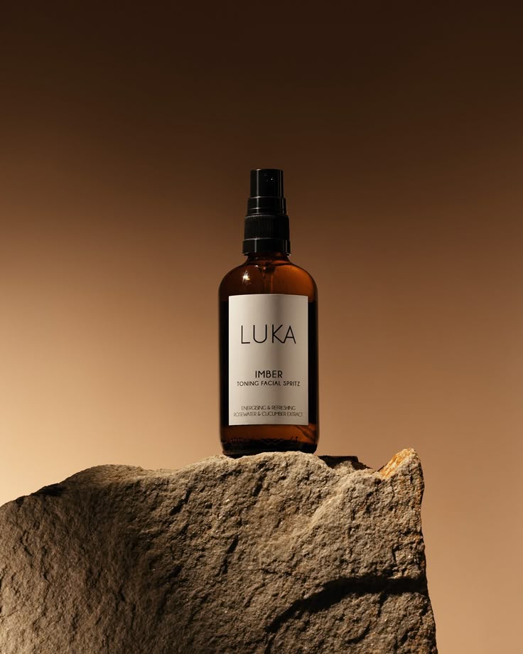 Advertising product photography — beauty and cosmetics